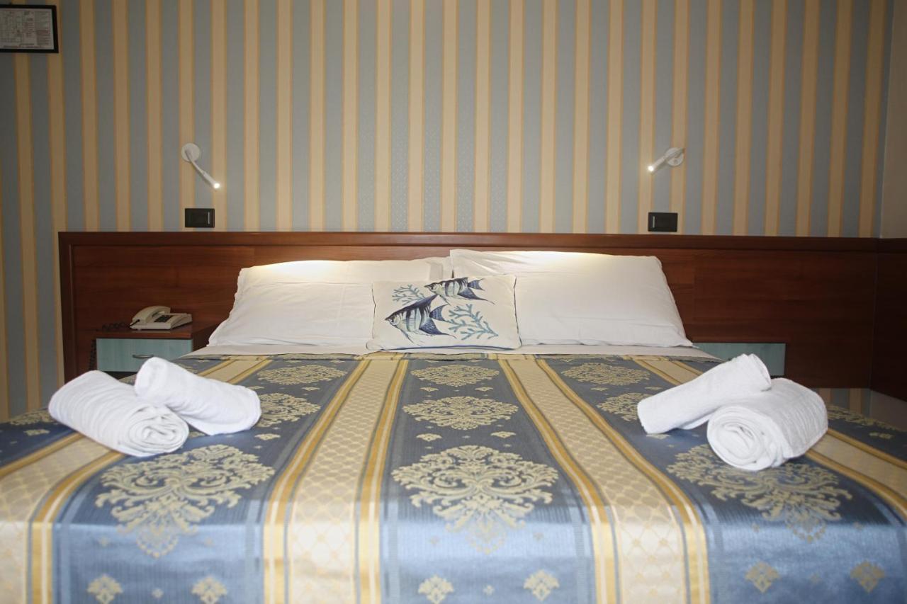 Hotel Dear Ρίμινι Εξωτερικό φωτογραφία